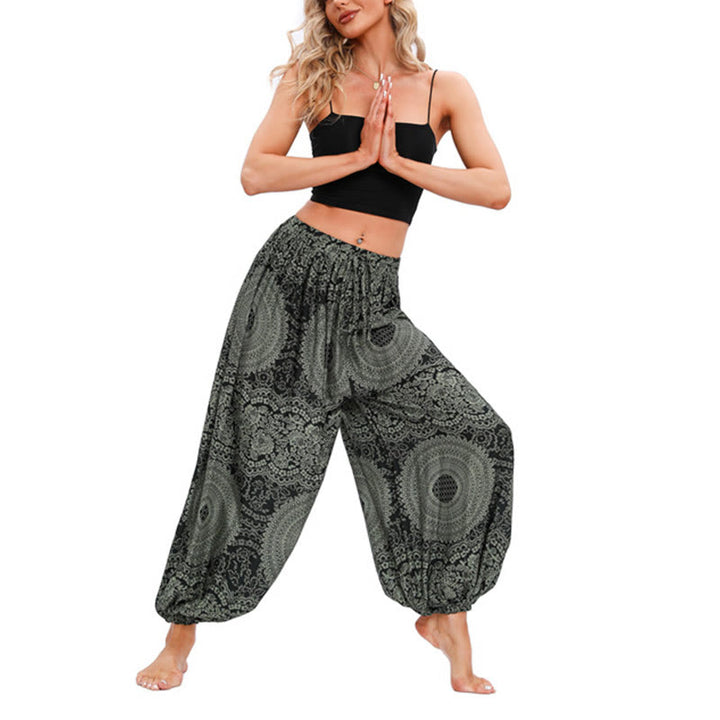 Pantalones de yoga para mujer con estampado de rosas redondas sueltas informales con Buddha Stones