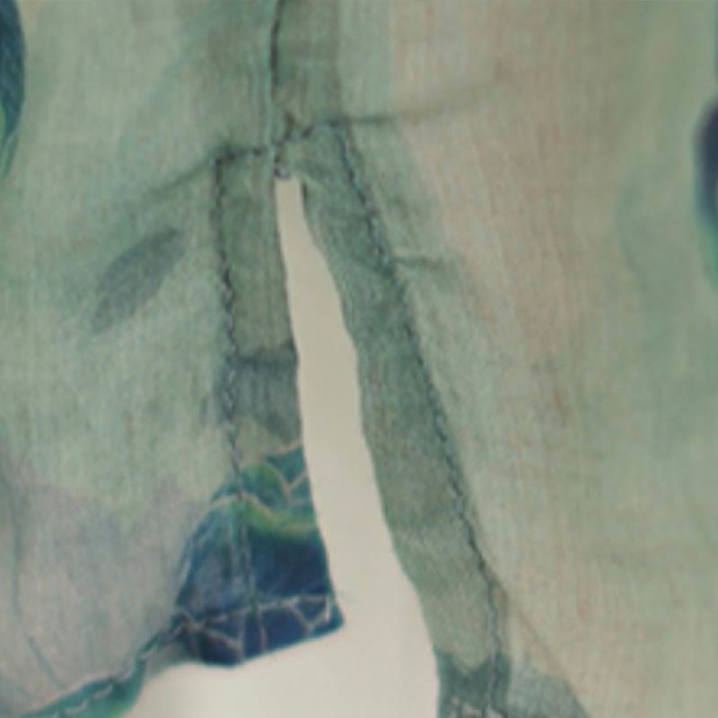 Camisa de lino y ramio con mangas tres cuartos y diseño de flores de jacarandá azul de Buddha Stones, talla grande - image 13