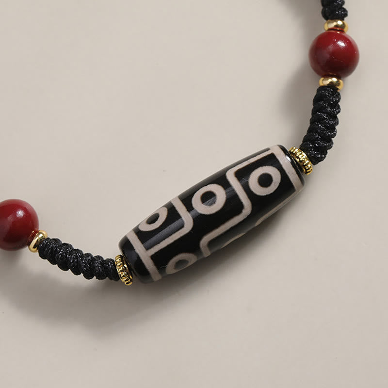 Pulsera de protección de cuentas Dzi tibetana de nueve ojos hecha a mano con Buddha Stones