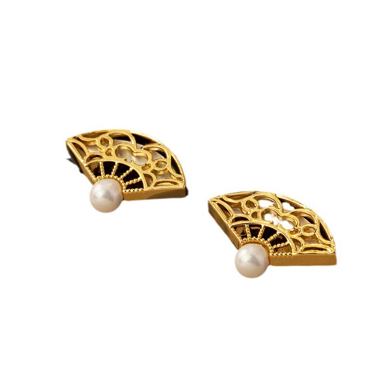 Pendientes colgantes de sabiduría de cobre con perla y patrón de abanico de plata de ley 925 Buddha Stones