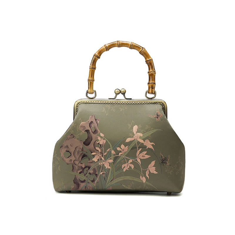 Bolso de mano cruzado con cadena de metal, asa de bambú, piedras de Buda, plantas verdes, montañas