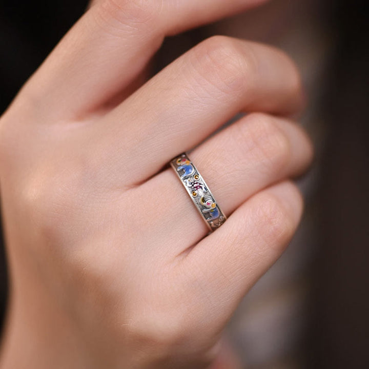 Anillo ajustable de fuerza con elefante tallado colorido de Buddha Stones
