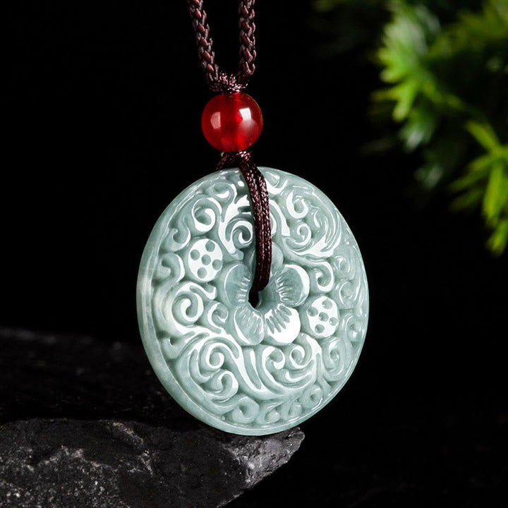 Colgante de collar de abundancia con piedra jade verde tallada en forma de flor y amuleto de paz de Buddha Stones