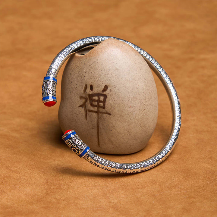 Pulsera de sanación con monedas de cobre grabadas con el Sutra del Corazón de Buddha Stones