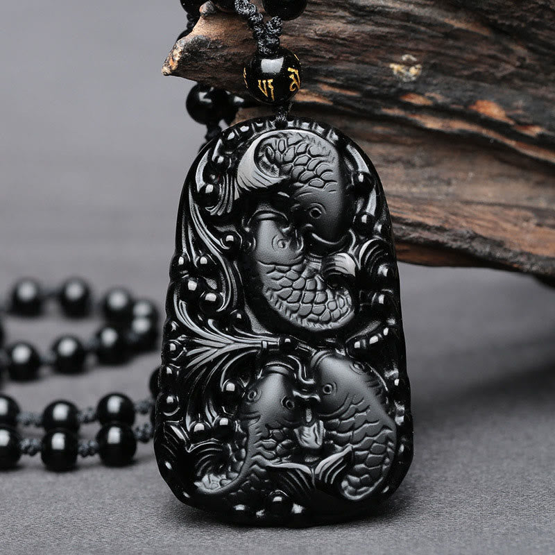 Collar colgante de cuentas grabadas de fuerza con pez koi de obsidiana negra de Buddha Stones - Pez Koi (Suerte ♥ Prosperidad) - image 1