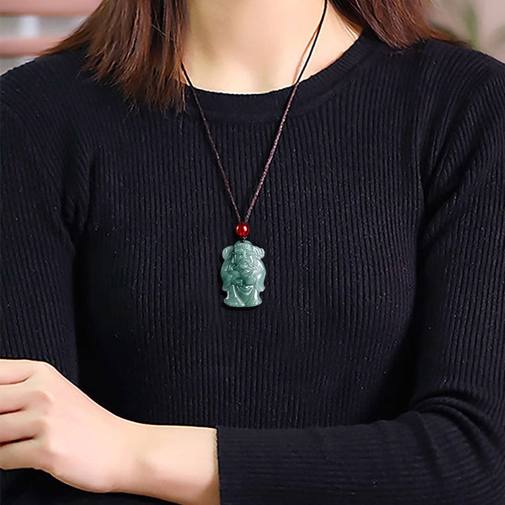 Buddha Stones Colgante de Jade Verde Natural Dios Chino de la Riqueza Caishen con Abundancia
