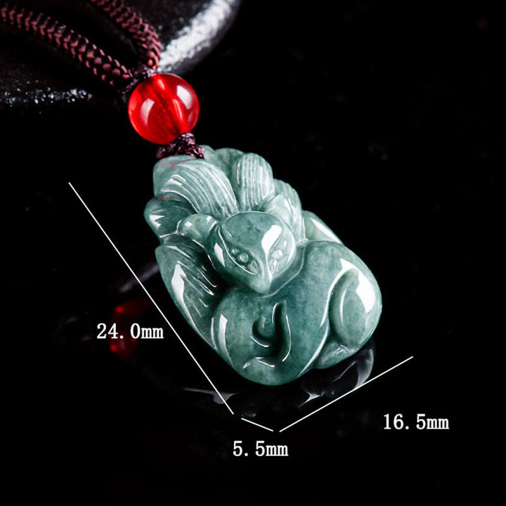 Colgante de Collar de Prosperidad con Nueve Colas de Zorro Grabado en Jade Verde Natural de Buddha Stones