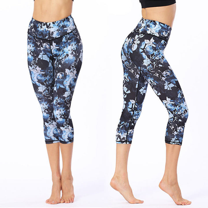 Buddha Stones Leggings deportivos cortos de yoga con estampado de hojas y mariposas para mujeres - image 2