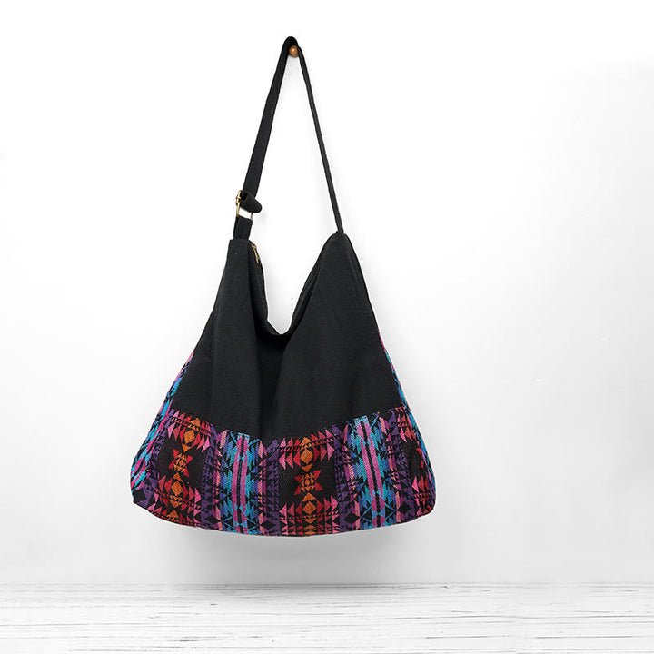 Bolso Bandolera de Algodón con Patrón Geométrico en Negro, Rojo y Rosa Buddha Stones