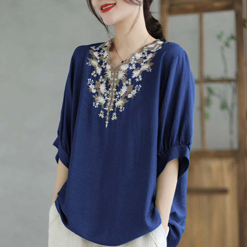 Buddha Stones Camiseta de algodón y lino con bordado floral pequeño, de cuello en V y media manga - Azul acero - F (Apto para US4-8/10; UK/AU8-12/14; UE 36-40/42) - image 3