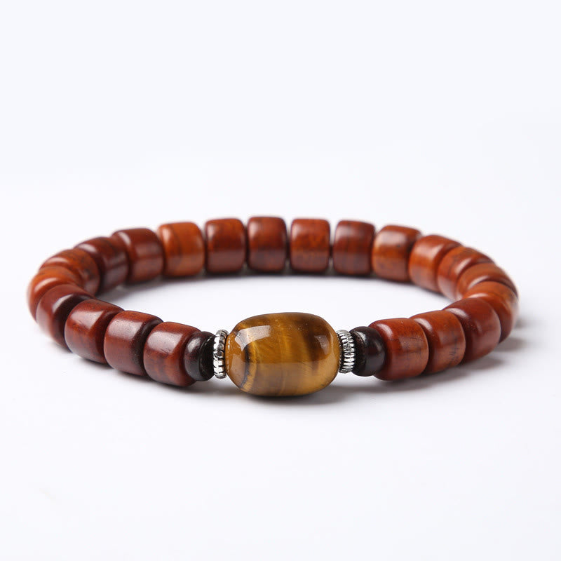 Pulsera de fuerza con Buddha Stones de hueso tibetano, cuentas Dzi de tres ojos, cuerno de oveja y ágata roja