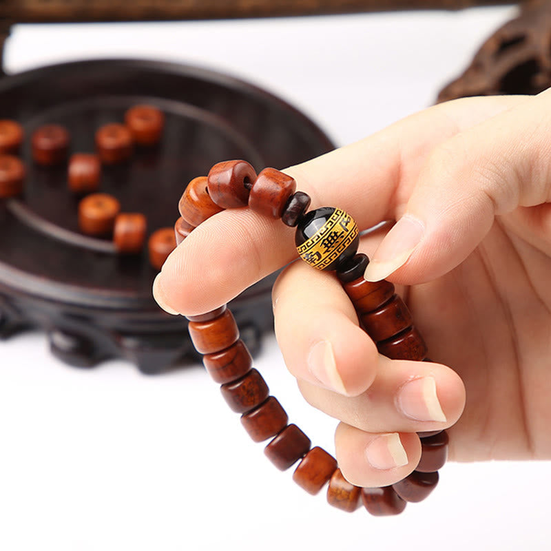 Pulsera de fuerza con Buddha Stones de hueso tibetano, cuentas Dzi de tres ojos, cuerno de oveja y ágata roja