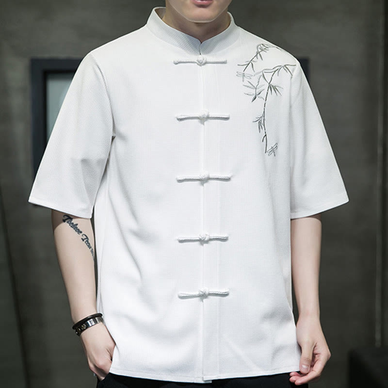 Camisa de hombre de manga corta con botones de rana, hoja de libélula bordada y piedras de Buda - image 1