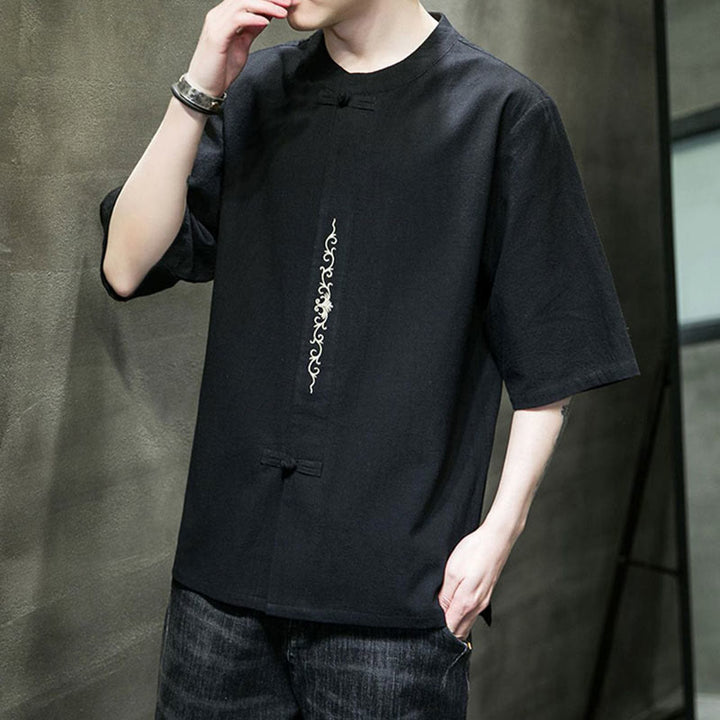 Camisa de algodón para hombre con media manga, bordado y botón de rana en color liso de Buddha Stones - image 11