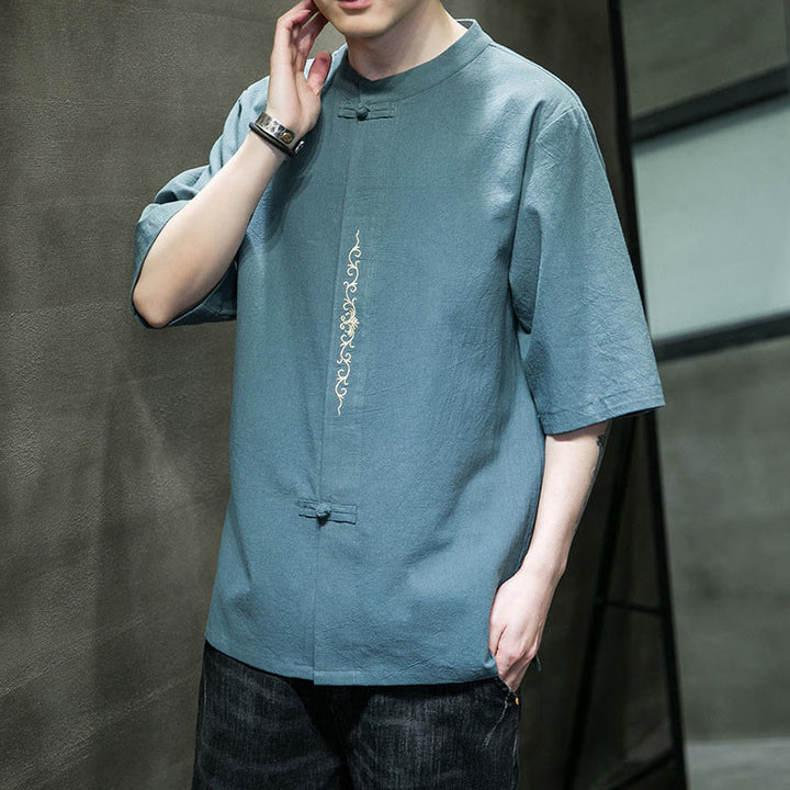 Camisa de algodón para hombre con media manga, bordado y botón de rana en color liso de Buddha Stones - image 4