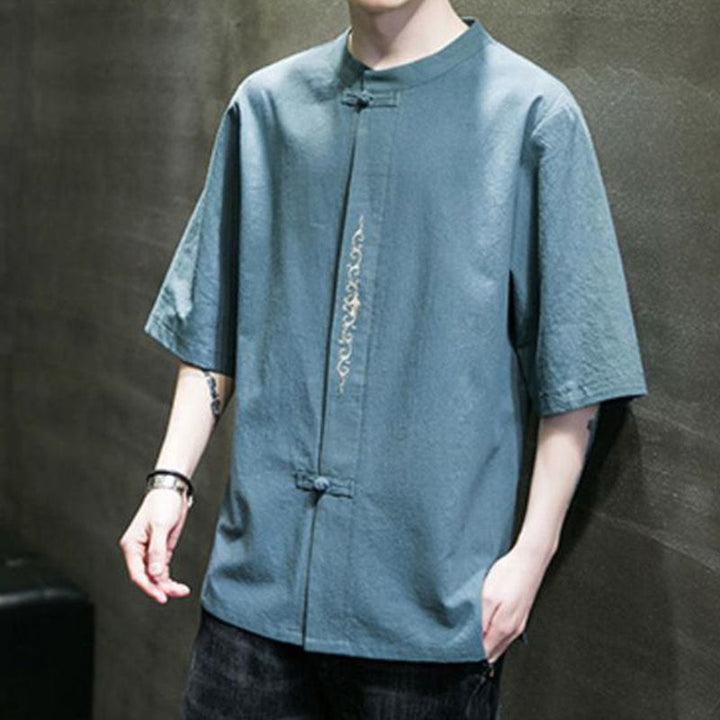Camisa de algodón para hombre con media manga, bordado y botón de rana en color liso de Buddha Stones - image 2