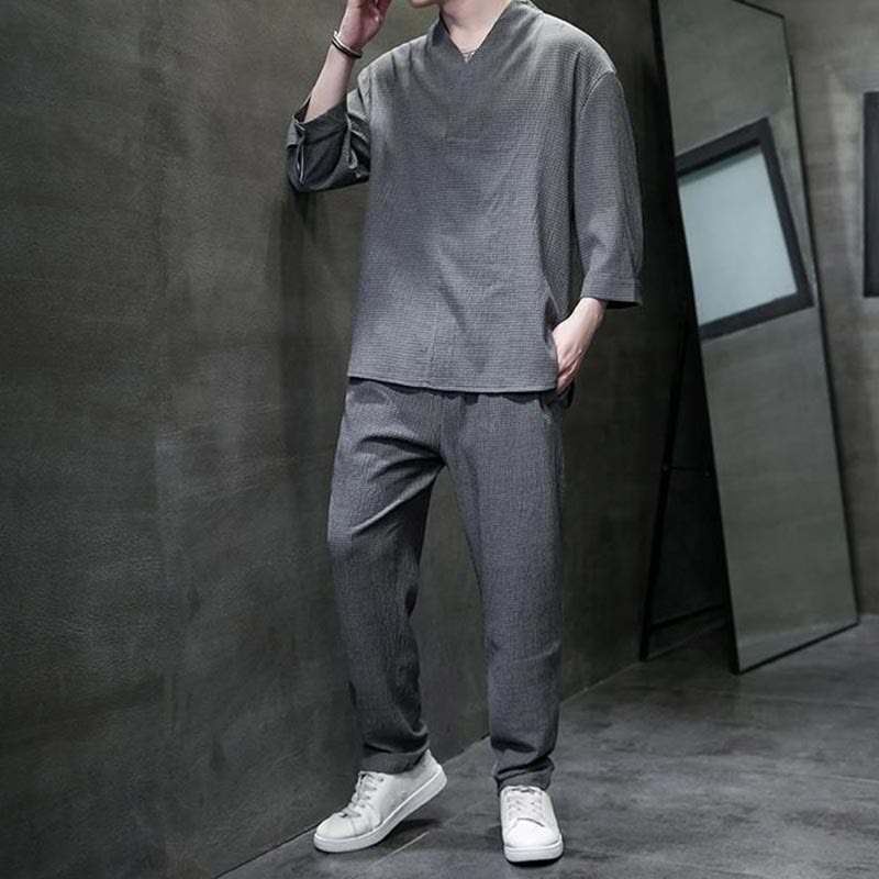 Buddha Stones Camisa de manga tres cuartos con cuello en V de color sólido Pantalones casuales Conjunto de ropa para hombre - image 21