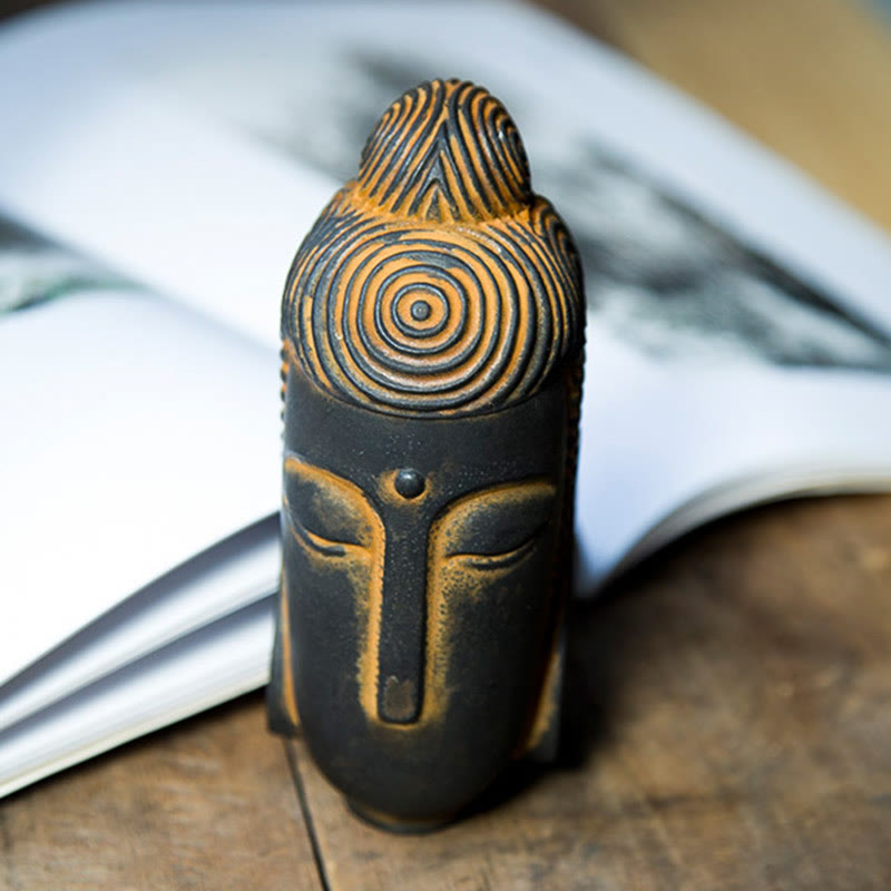 Buddha Stones Estatua de Buda Meditante con Ojos Cerrados de Polvo de Hierro Óxido Resina Fundida Decoración del Hogar