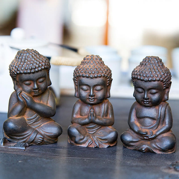 Buddha Stones Estatua decorativa hecha a mano de resina con polvo de hierro oxidado de Buda Sakyamuni pequeño