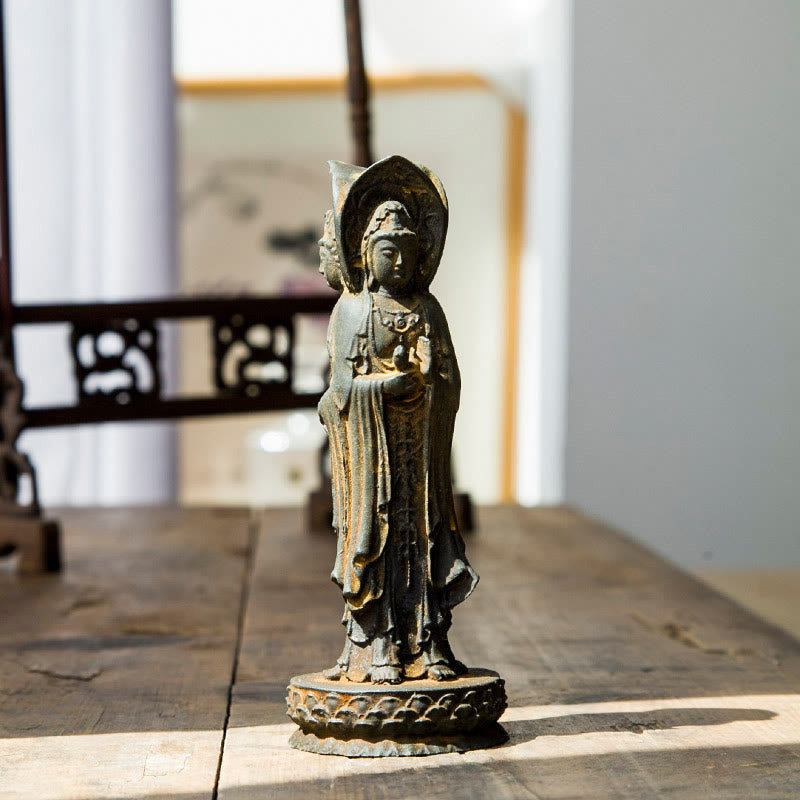 Buddha Stones Estatua de Resina Fundida con Polvo de Hierro Oxidado de la Kwan Yin Avalokitesvara Trifacética Decoración de Escritorio de Riqueza