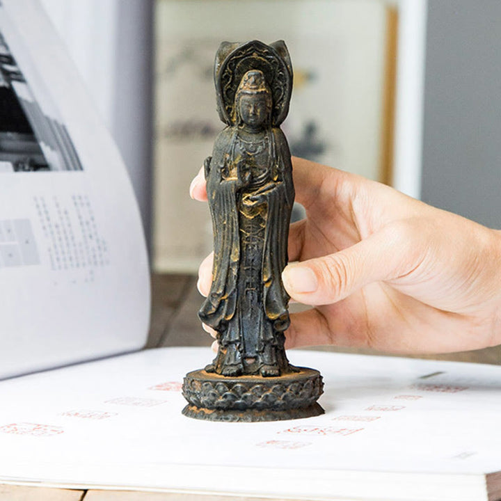 Buddha Stones Estatua de Resina Fundida con Polvo de Hierro Oxidado de la Kwan Yin Avalokitesvara Trifacética Decoración de Escritorio de Riqueza