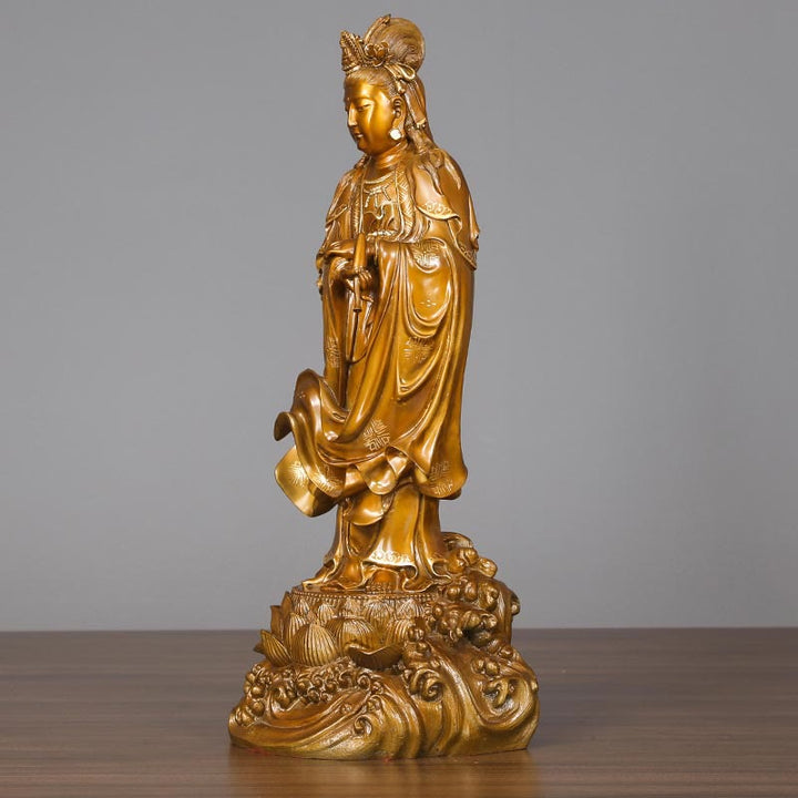 Estatua de cobre de Kwan Yin Avalokitesvara sosteniendo un jarrón Buda Stones Armonía de latón Decoración para el hogar