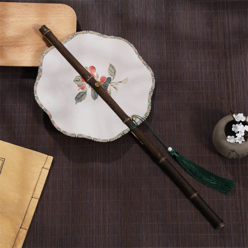 Buddha Stones Abanico Portátil Enrollable Hecho a Mano con Mango Largo de Bambú Púrpura y Patrón de Hoja de Cerezo y Uva