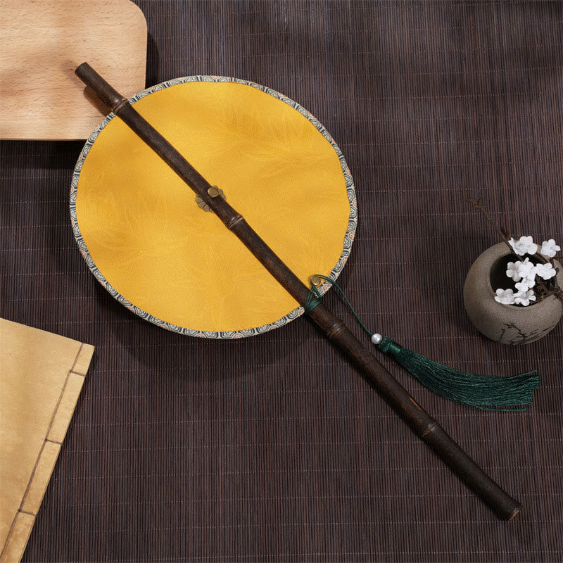 Buddha Stones Abanico Portátil Enrollable Hecho a Mano con Mango Largo de Bambú Púrpura y Patrón de Hoja de Cerezo y Uva