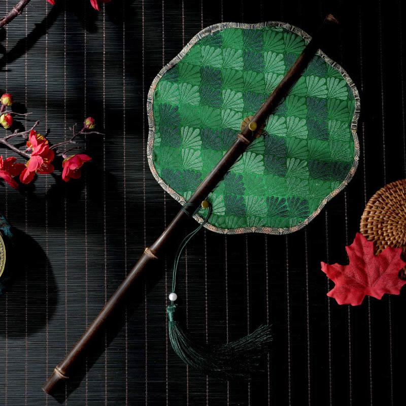 Buddha Stones Abanico portátil enrollable de bambú largo mango morado con diseño de Epiphyllum, hojas y conchas hechas a mano