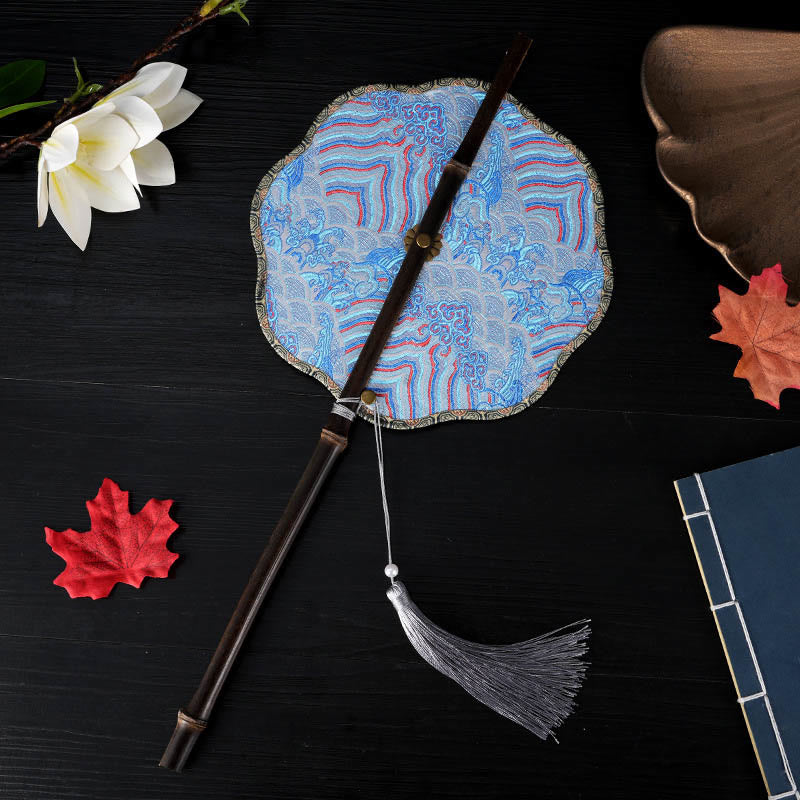 Buddha Stones Flores Hechas a Mano Melocotón Nispero Pájaro Grulla Mariposa Patrón Largo Púrpura Mango de Bambú Portátil Abanico Enrollable