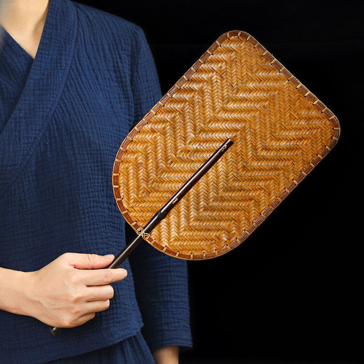 Buddha Stones Estilo Chino Hecho a Mano Abanico Tejido de Bambú Redondo Ovalado Forma de Banana con Mango Largo