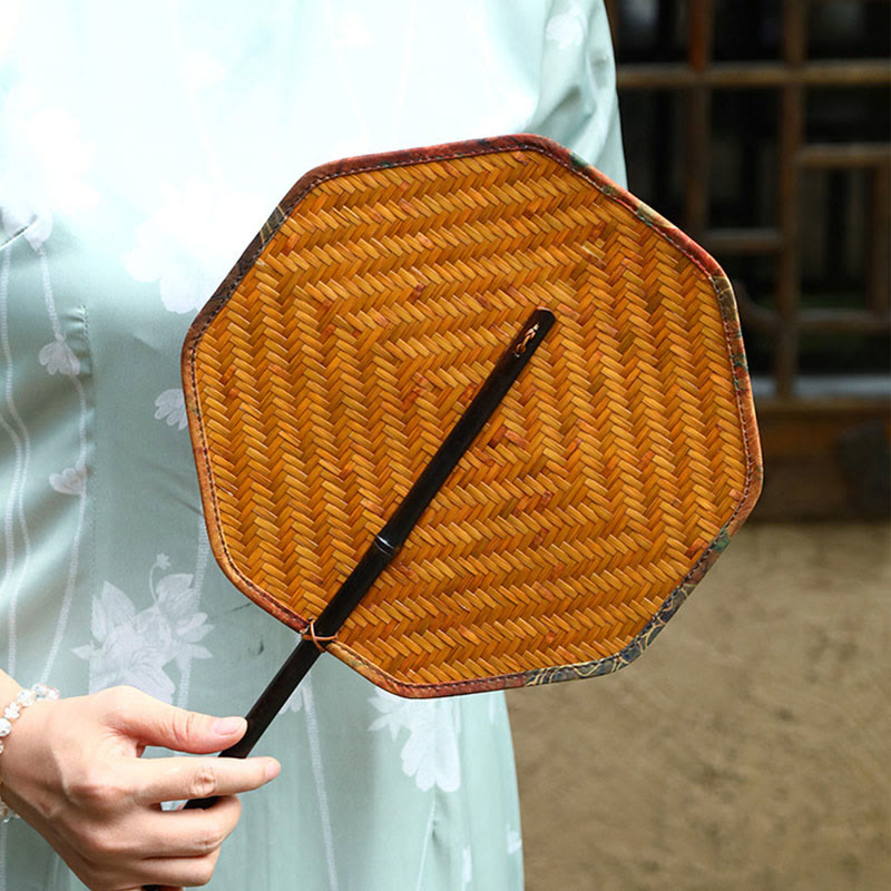 Buddha Stones Abanico de Verano Retro Estilo Chino Hecho a Mano de Bambú Tejido Forma de Plátano con Mango Largo