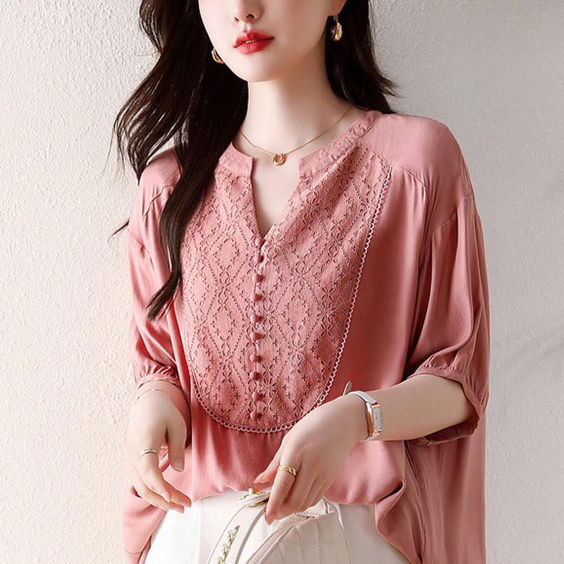 Camiseta de manga corta con diseño de botones rosas y cuello en V de Buddha Stones - image 2