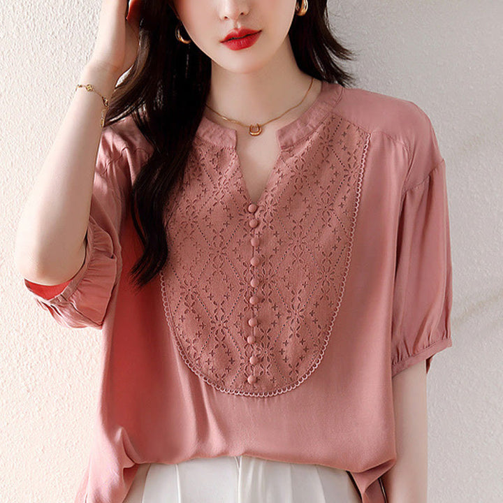 Camiseta de manga corta con diseño de botones rosas y cuello en V de Buddha Stones - image 14