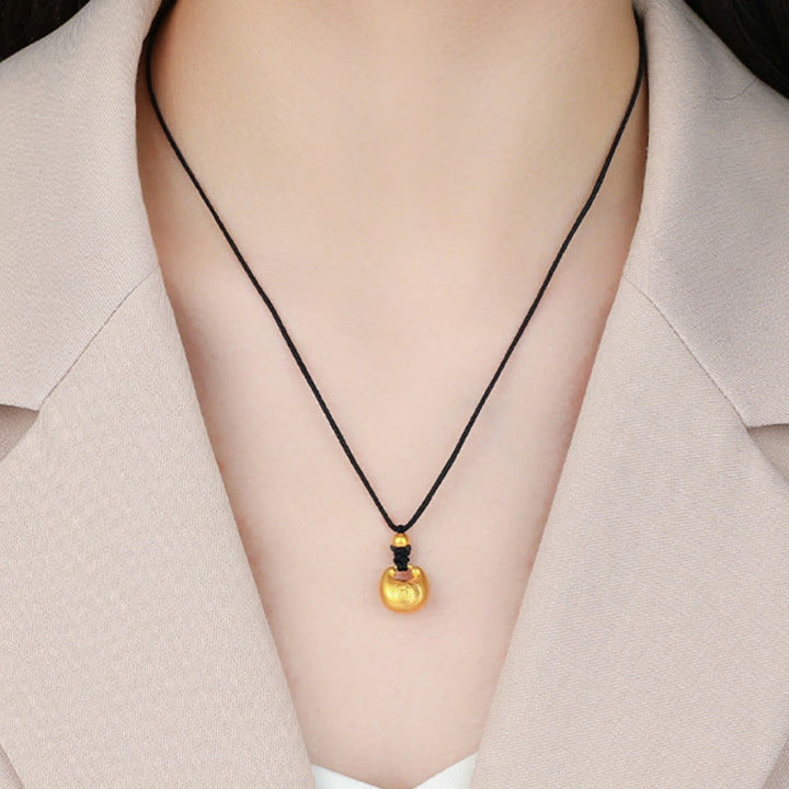 Collar con colgante de cuerda de la suerte con diseño de candado de deseos y personaje Fu de oro 999 con Buddha Stones - image 3