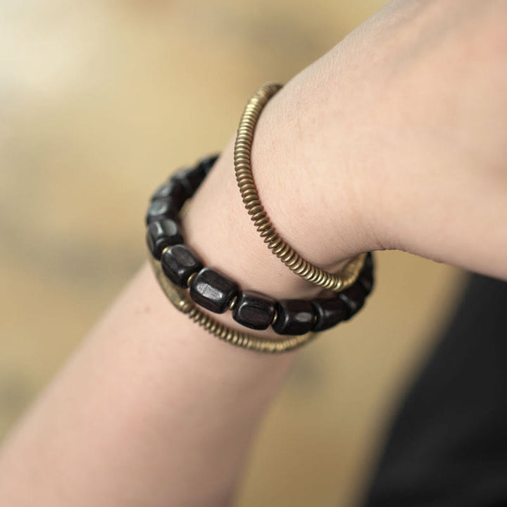 Pulsera curativa multicapa de cobre con cuentas de madera de ébano tibetano y Buddha Stones de la paz vintage