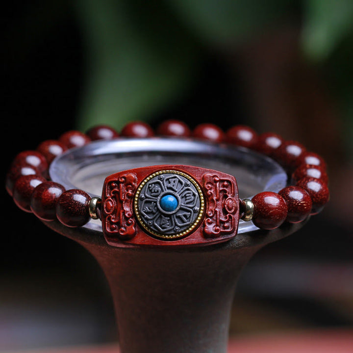 Pulsera de seis palabras verdaderas de la paz con hojas pequeñas de sándalo rojo y sándalo verde y piedras de Buddha Stones