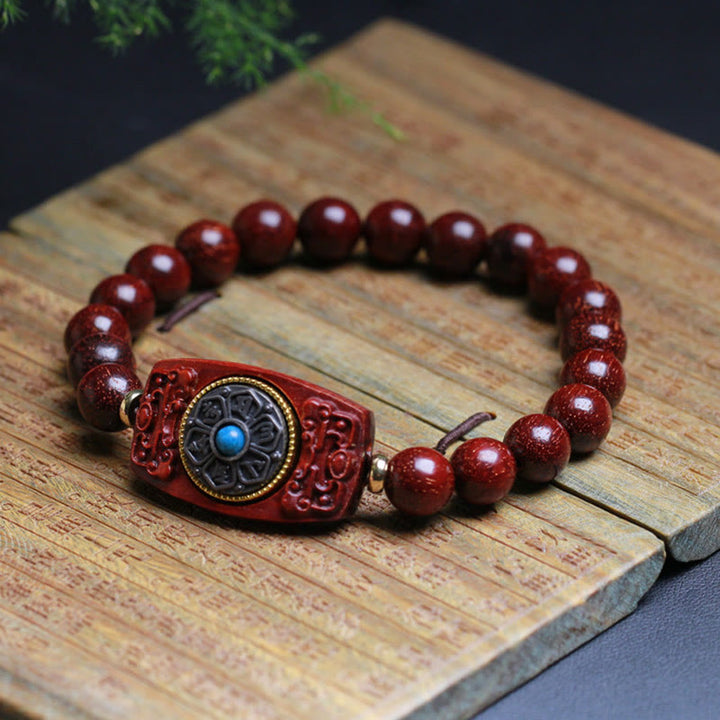 Pulsera de seis palabras verdaderas de la paz con hojas pequeñas de sándalo rojo y sándalo verde y piedras de Buddha Stones