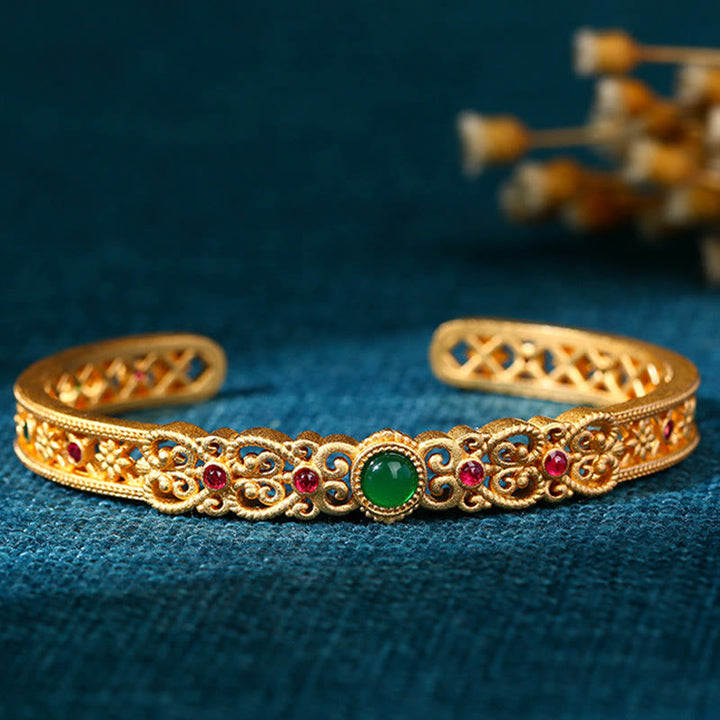 Brazalete de cobre chapado en oro de 24 k con Buddha Stones , calcedonia verde y resistencia