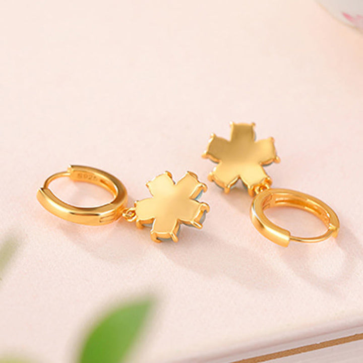 Pendientes de plata de ley 925 bañados en oro con diseño de flor de jade verde y Buddha Stones que representan la suerte y la prosperidad  - image 2