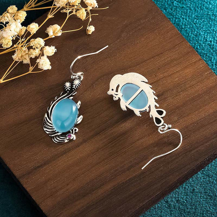 Pendientes de plata de ley 925 con Buddha Stones y postes de calcedonia azul y peces koi