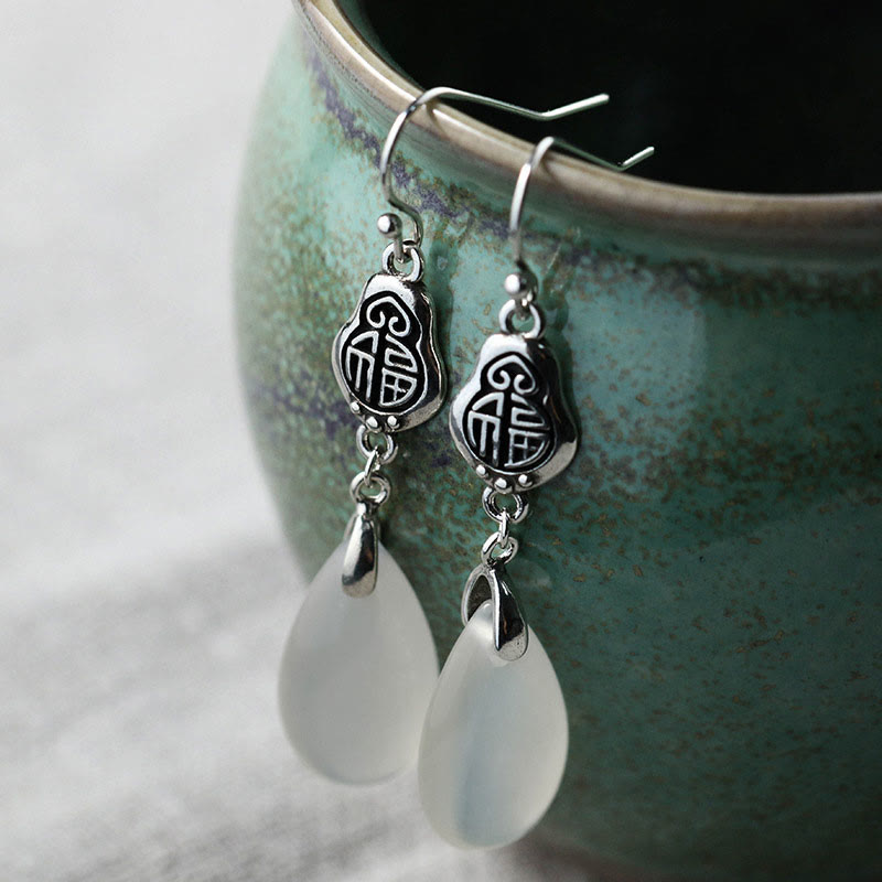Pendientes de armonía positiva con carácter Fu y calcedonia natural de plata de ley 925 con Buddha Stones y piedras