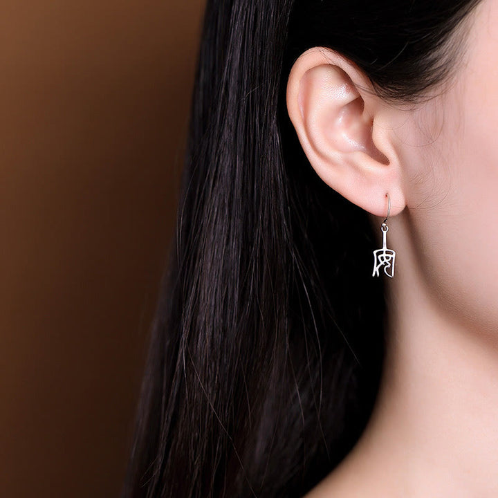 Pendientes de protección con caracteres chinos "Ping An" y "Xi Le" en plata de ley 925 con Buddha Stones
