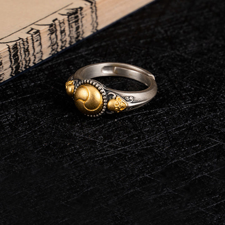 Anillo ajustable con esqueleto y baño de oro y plata de ley 925 con Buddha Stones
