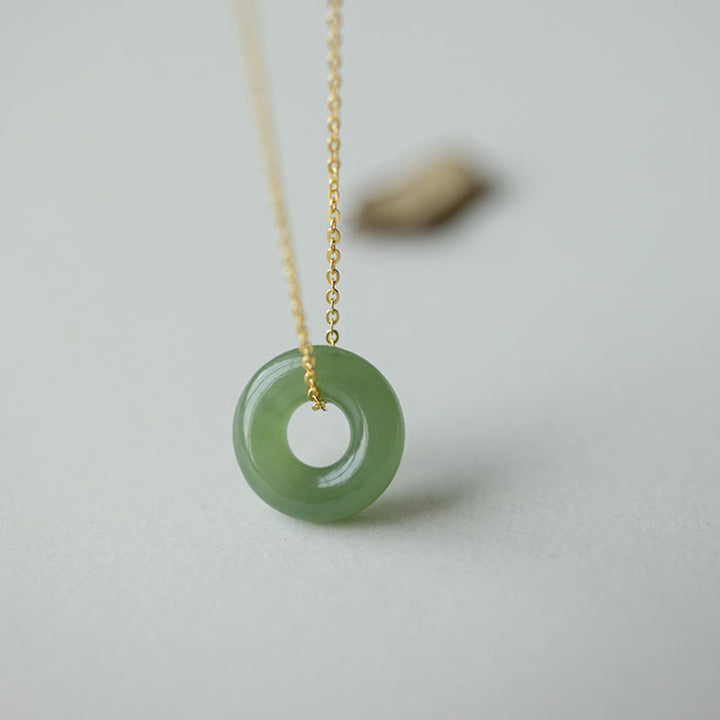 Collar con colgante de hebilla de paz de jade hetiano bañado en oro y plata de ley 925 con Buddha Stones - Collar de plata con hebilla de paz de jade - image 0