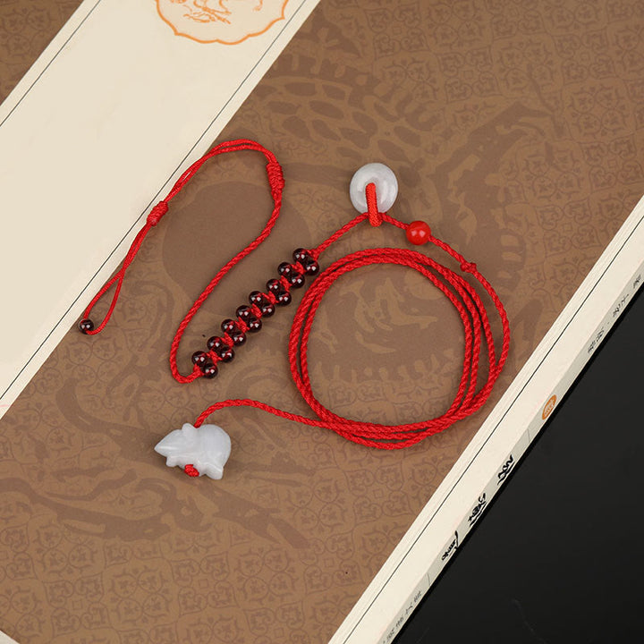 Cadena para el vientre con hilo rojo y bendición de la paz con hebilla de granate natural del zodíaco chino y Buddha Stones