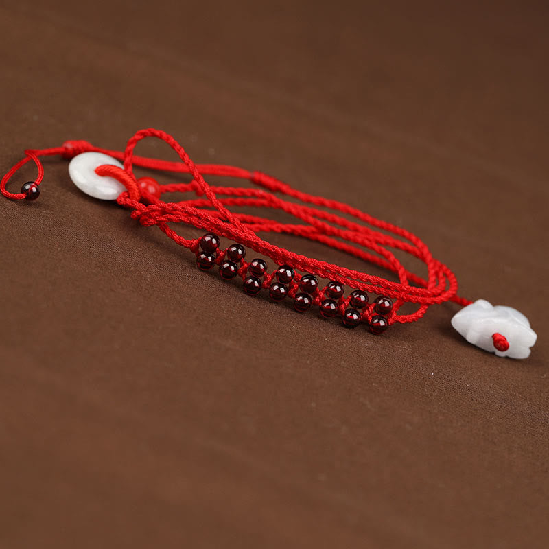 Cadena para el vientre con hilo rojo y bendición de la paz con hebilla de granate natural del zodíaco chino y Buddha Stones