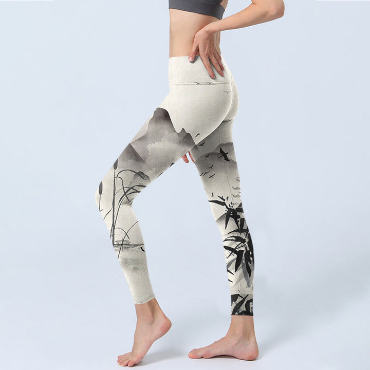 Leggings de yoga para mujer con estampado de montañas de bambú y tinta de Buddha Stones - image 2