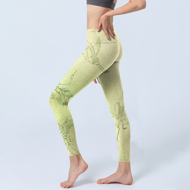 Leggings deportivos con estampado de grullas de color amarillo claro y Buddha Stones para mujer - image 3