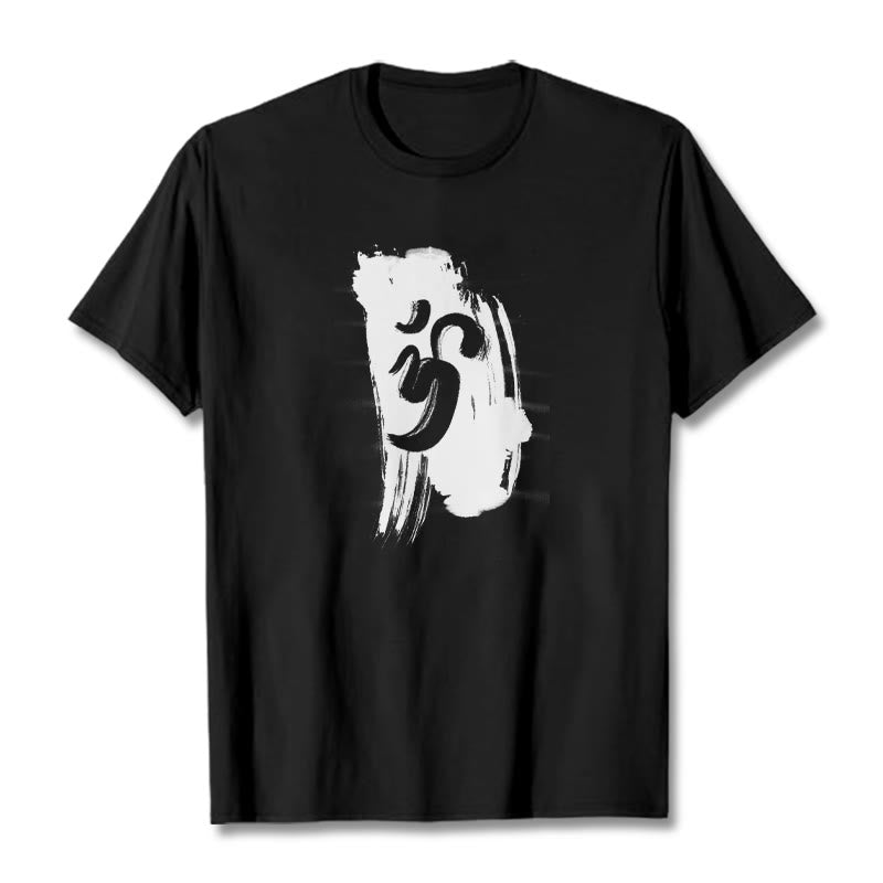 Camiseta de algodón con fondo de tinta OM y Buddha Stones - Negro - 2XL - image 0